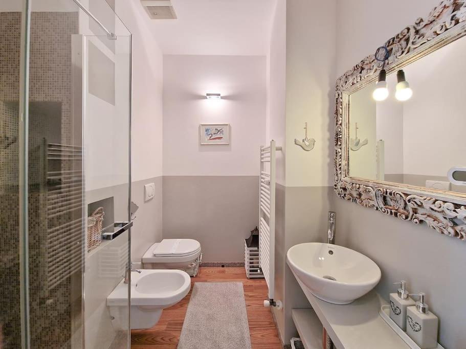 Appartement Charme On The River - City Center à Vérone Extérieur photo
